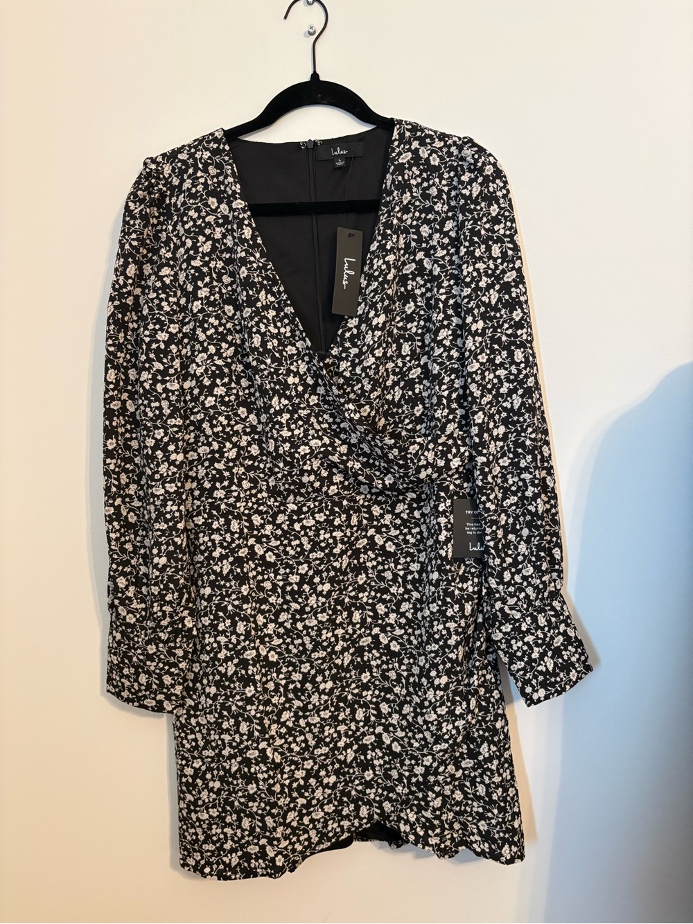 Lulu's Black and White Floral Wrap-Style Long Sleeve Dress
